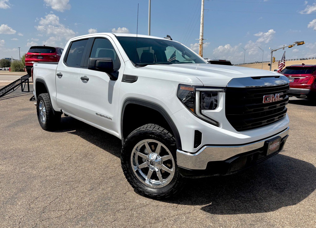 2024 GMC Sierra Image 1