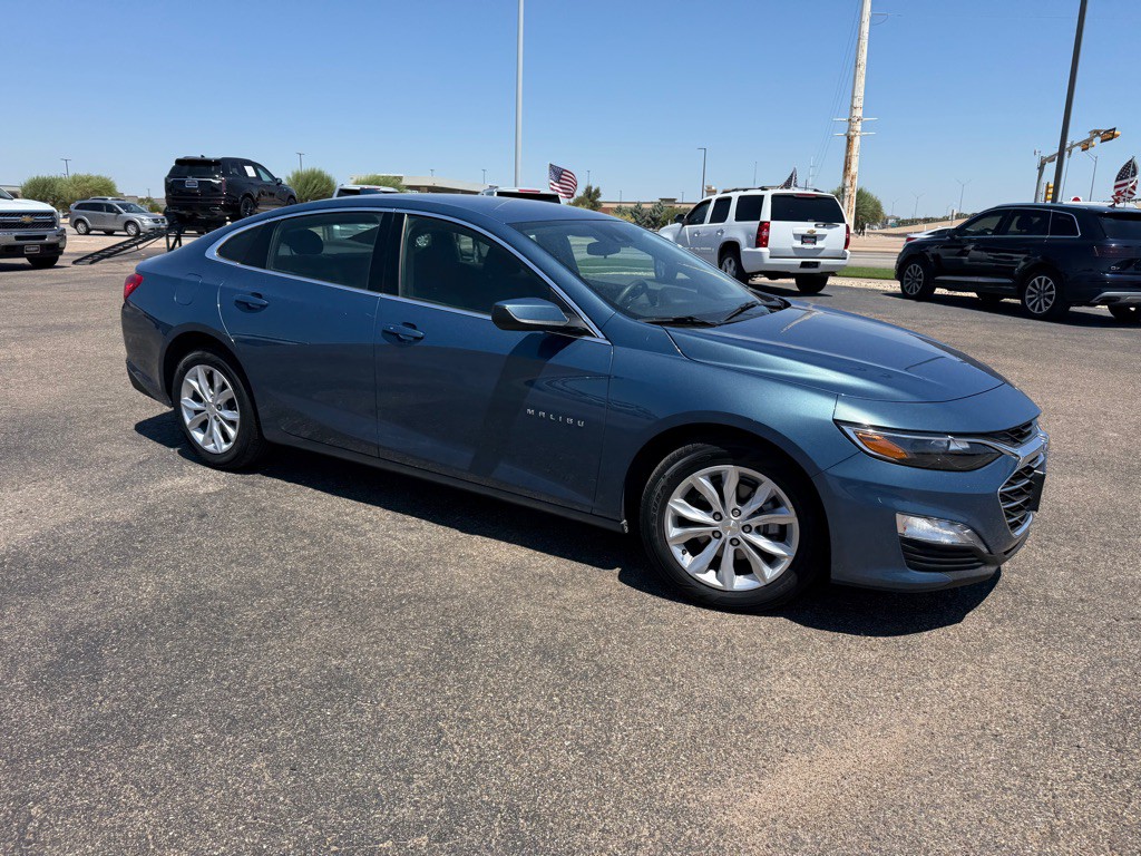 2024 Chevrolet Malibu Image 3