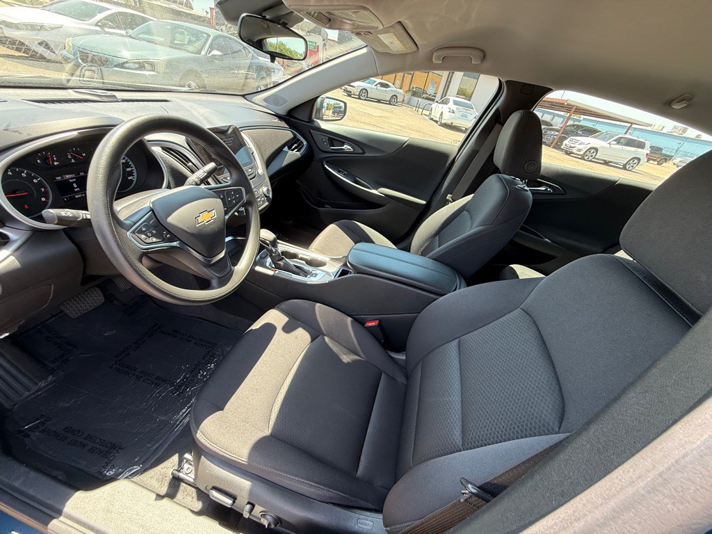 2024 Chevrolet Malibu Image 11