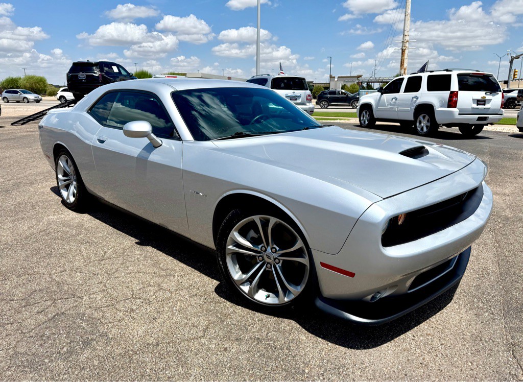 2020 Dodge Challenger Image 1
