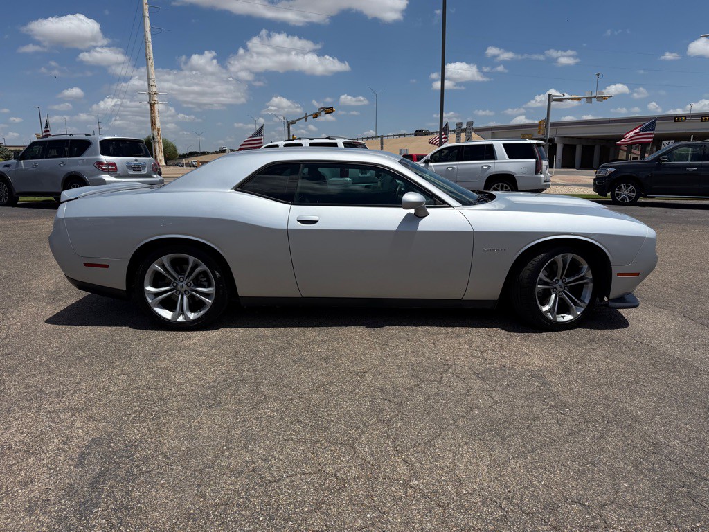 2020 Dodge Challenger Image 2