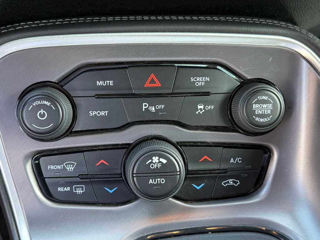 2020 Dodge Challenger Image 11
