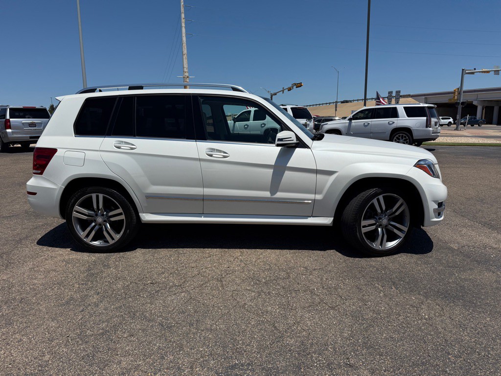 2014 Mercedes-Benz GLK-Class Image 2