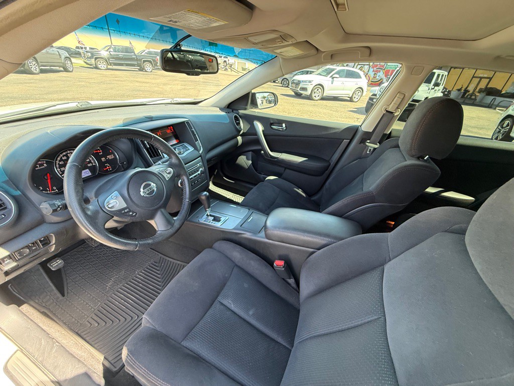2012 Nissan Maxima Image 12