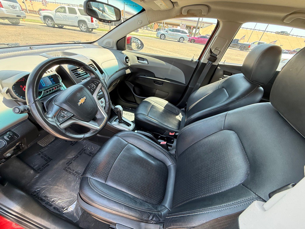 2014 Chevrolet Sonic Image 9