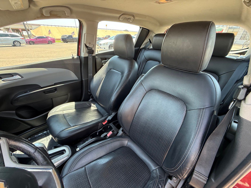 2014 Chevrolet Sonic Image 12