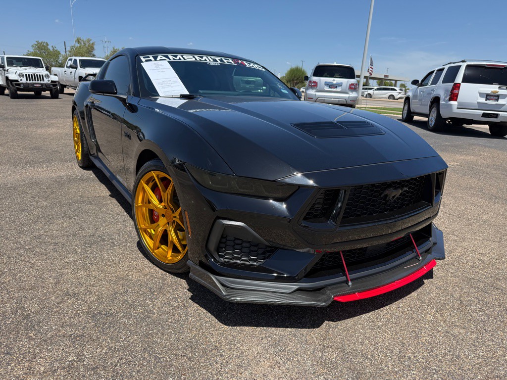 2024 Ford Mustang Image 2