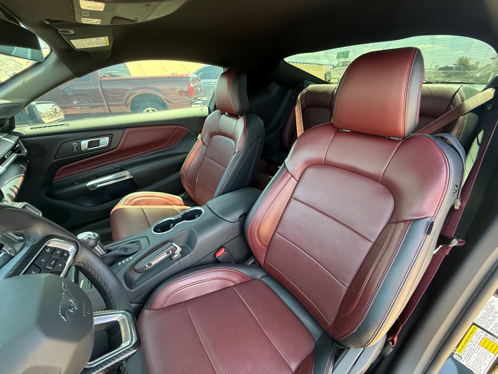 2024 Ford Mustang Image 25