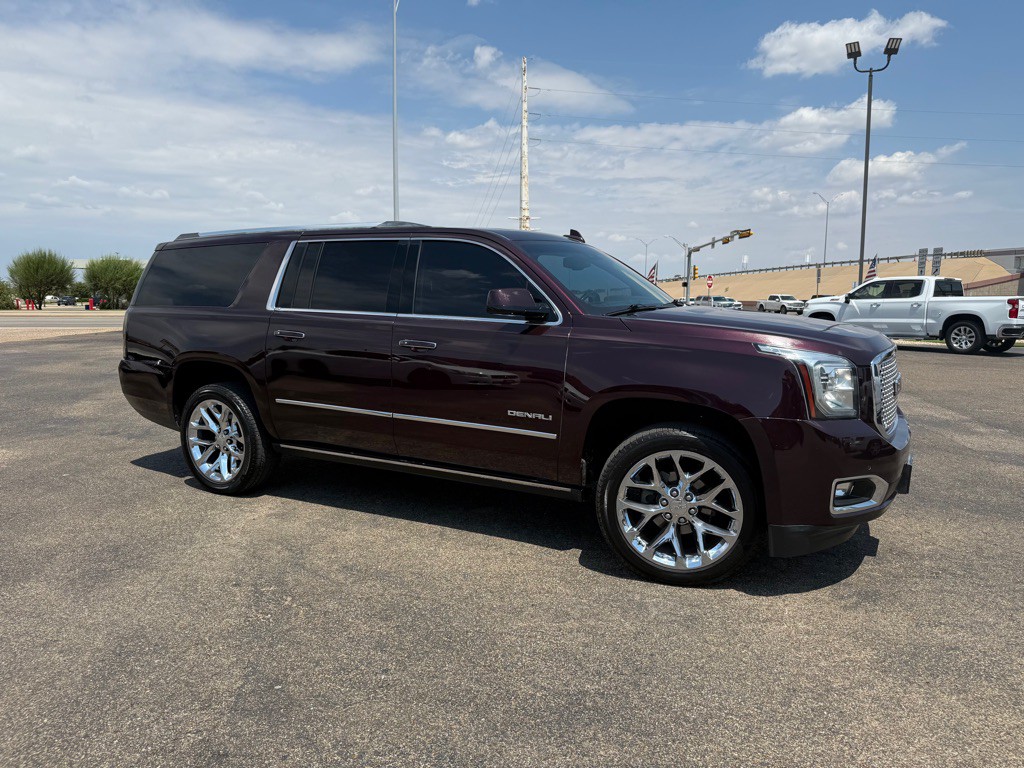 2017 GMC Yukon Image 8