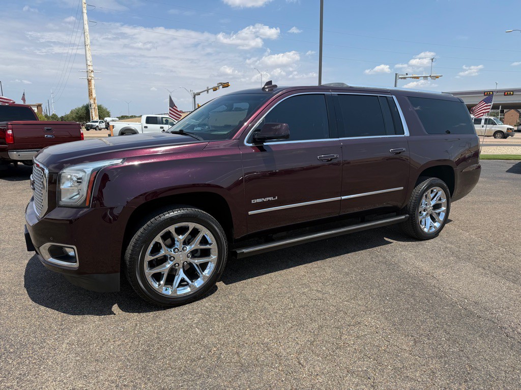 2017 GMC Yukon Image 10