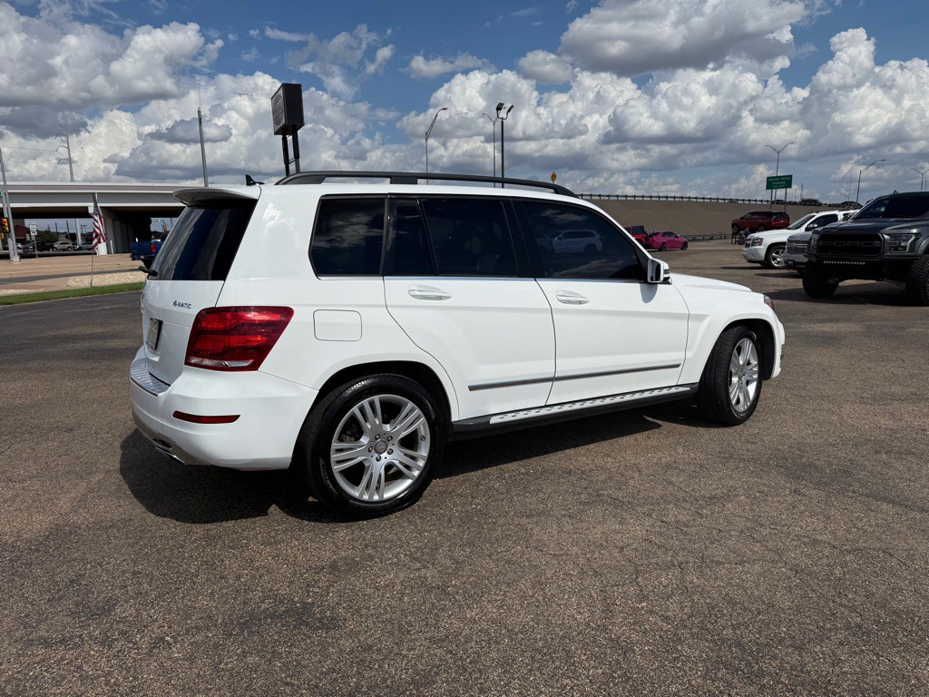 2015 Mercedes-Benz GLK-Class Image 3