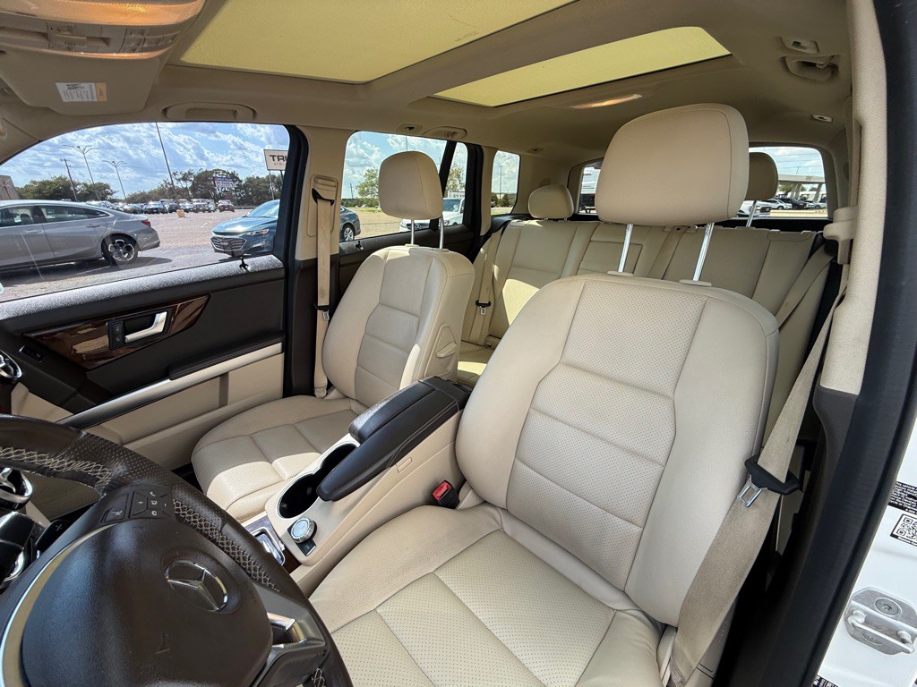 2015 Mercedes-Benz GLK-Class Image 8