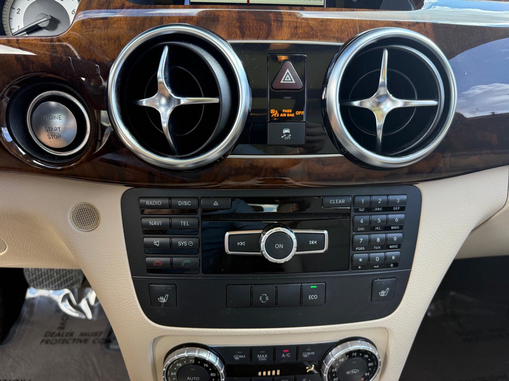 2015 Mercedes-Benz GLK-Class Image 11