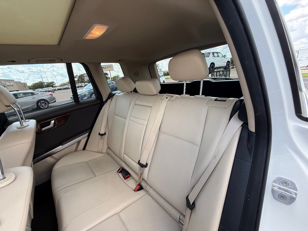 2015 Mercedes-Benz GLK-Class Image 14