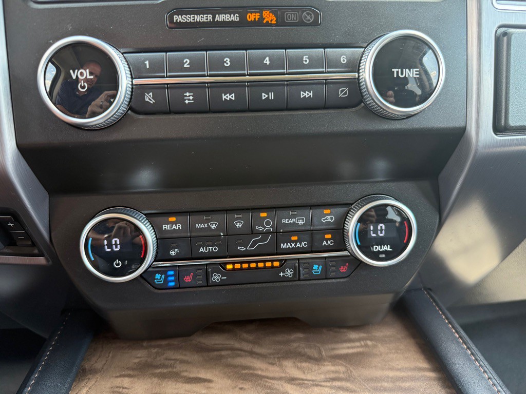 2021 Ford Expedition Image 12