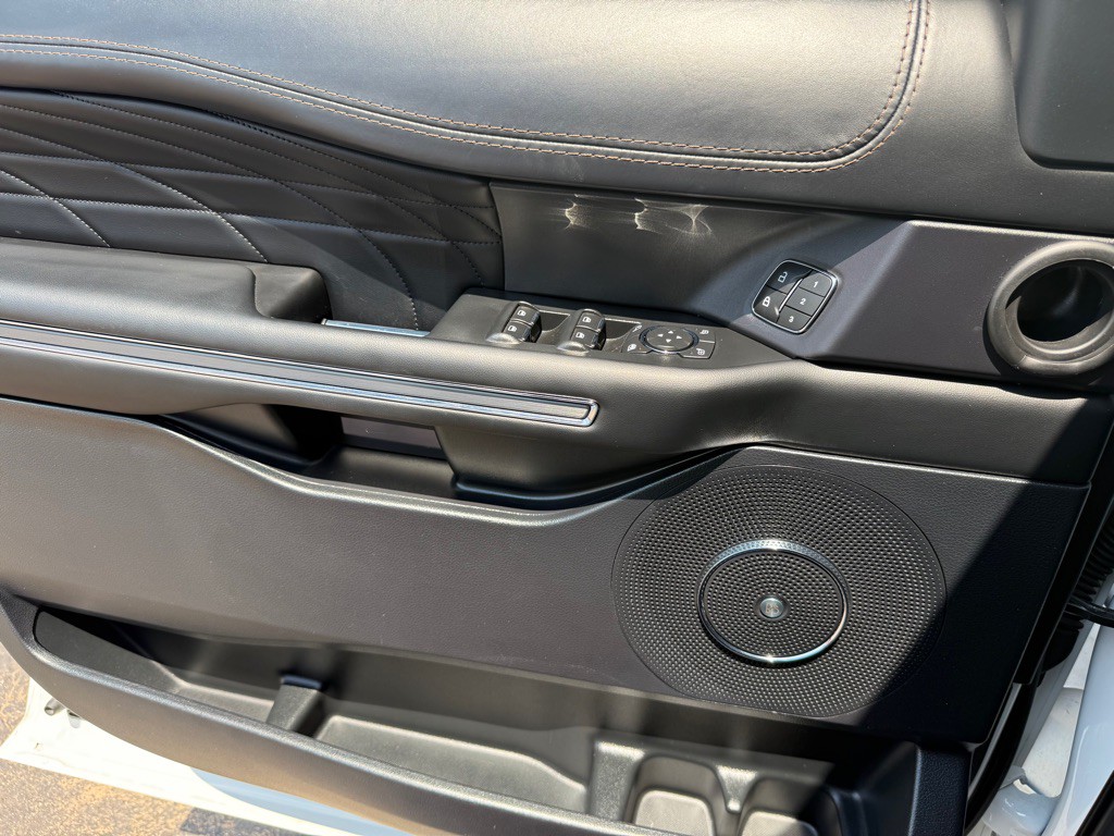 2021 Ford Expedition Image 24