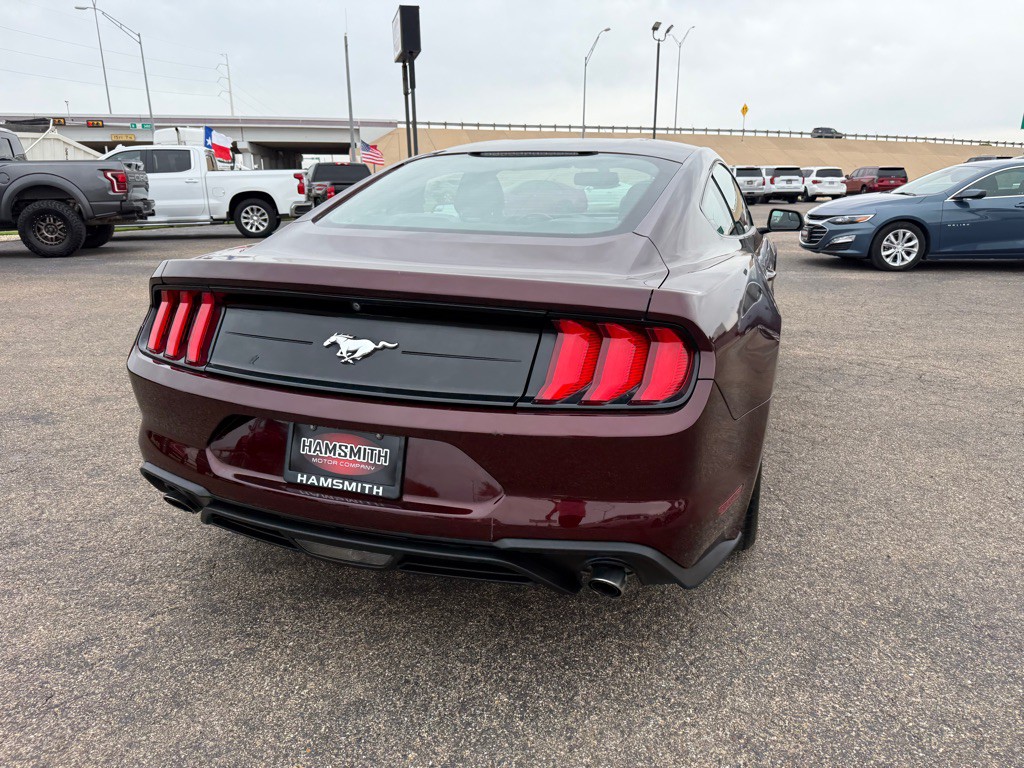 2018 Ford Mustang Image 4