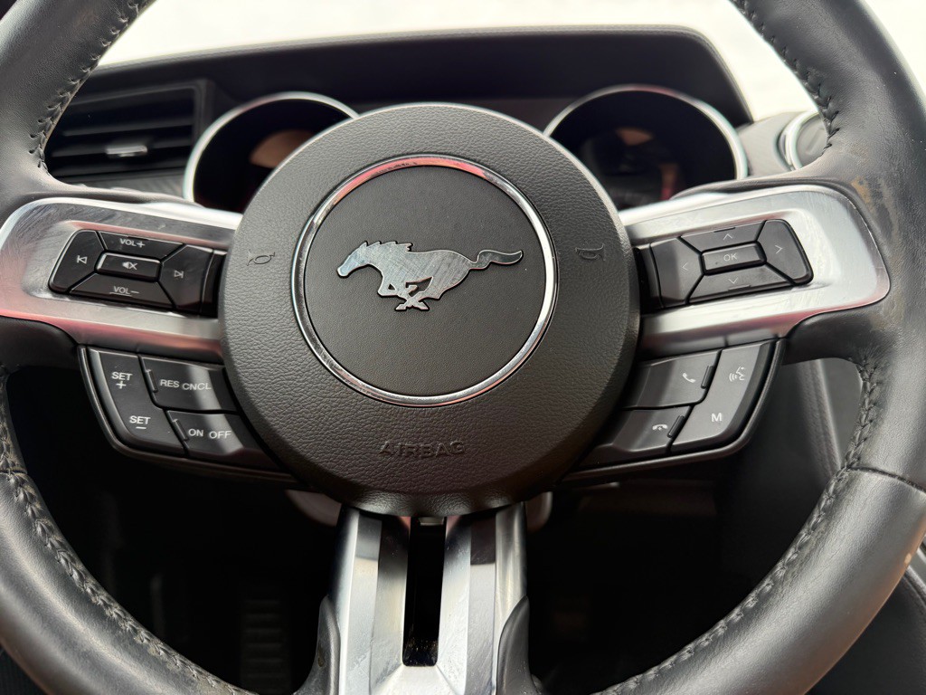 2018 Ford Mustang Image 15