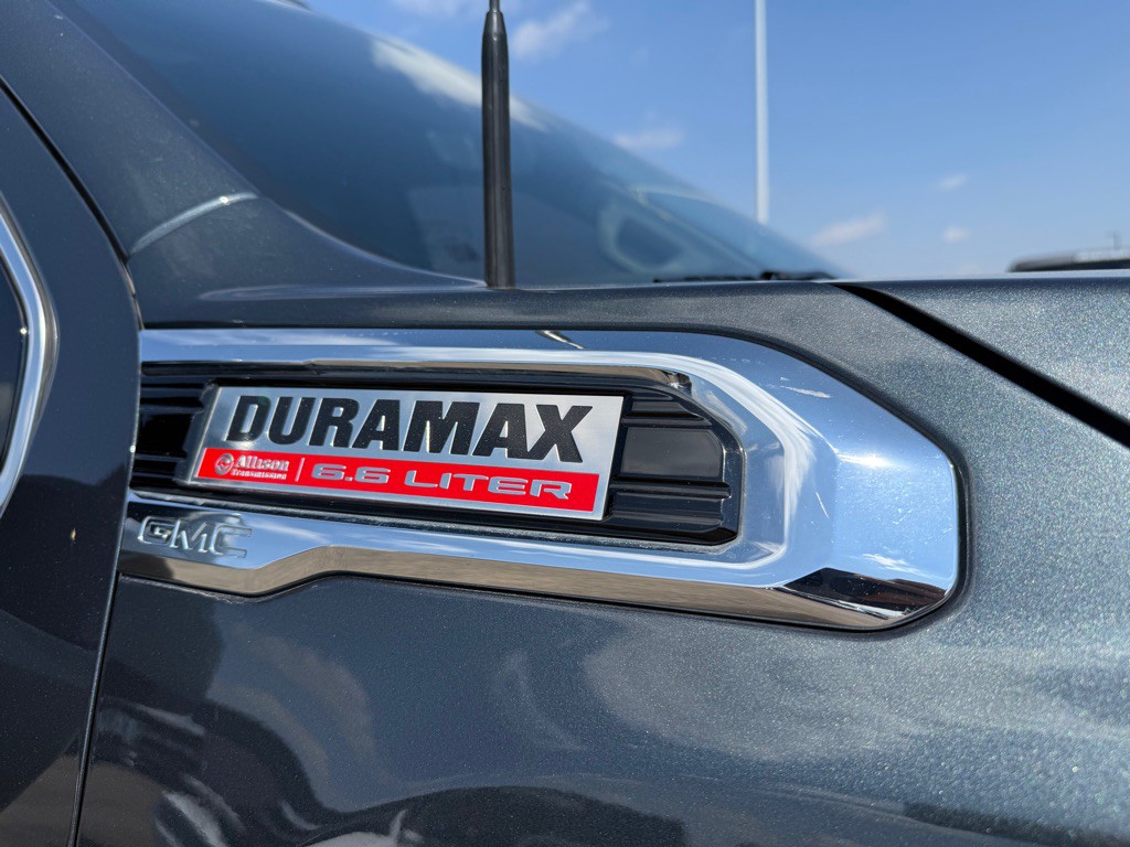 2022 GMC Sierra Image 11