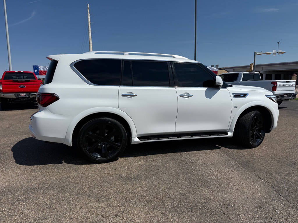 2018 INFINITI QX80 Image 2