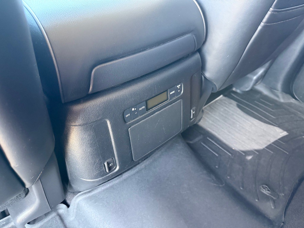 2018 INFINITI QX80 Image 15