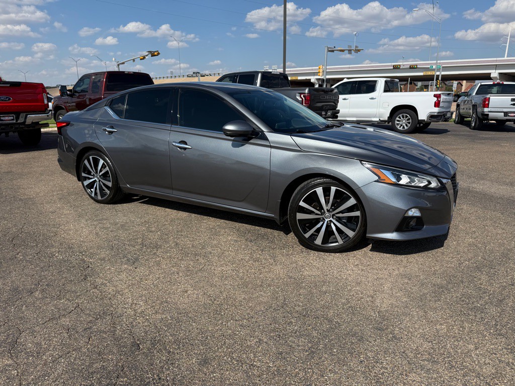 2019 Nissan Altima Image 3