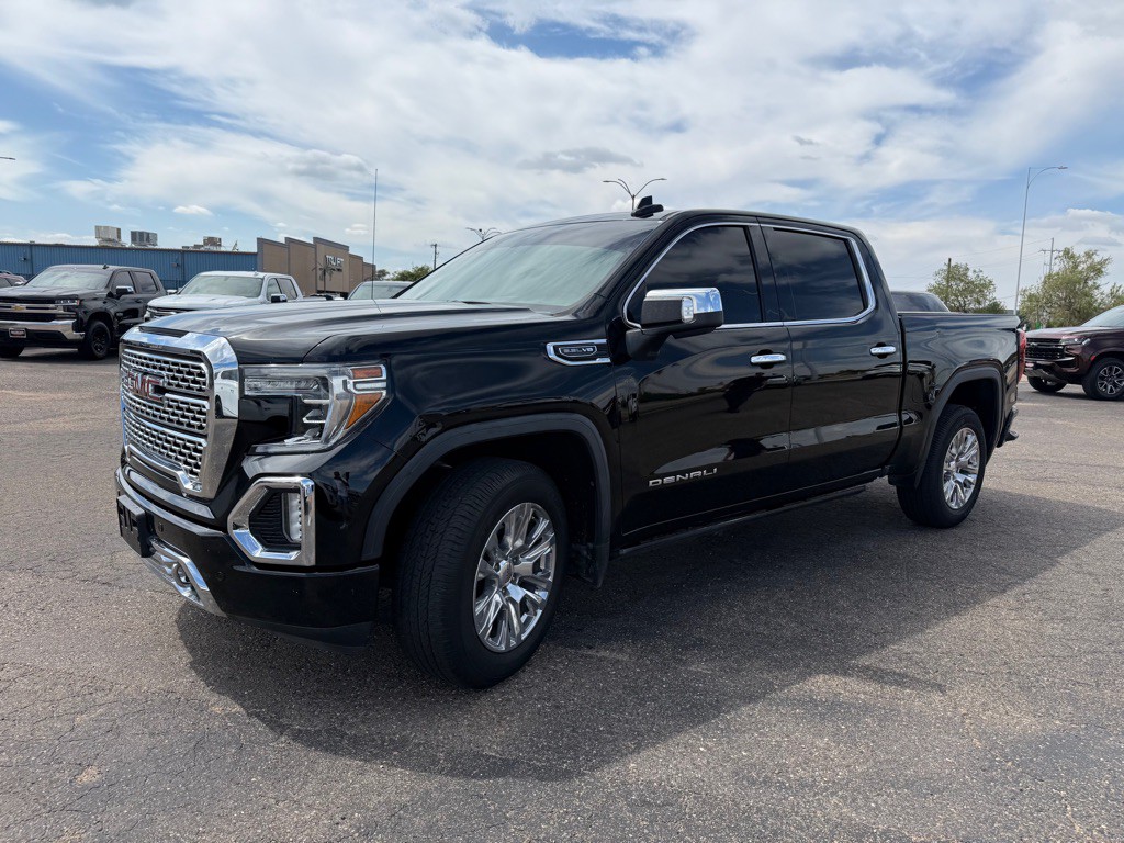 2019 GMC Sierra Image 2