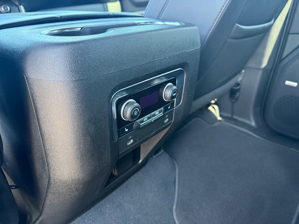 2022 Chevrolet Tahoe Image 19