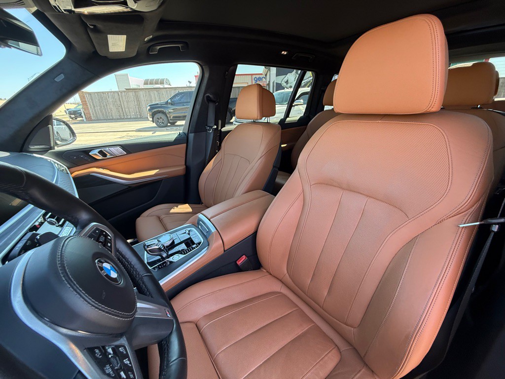 2022 BMW X7 Image 11