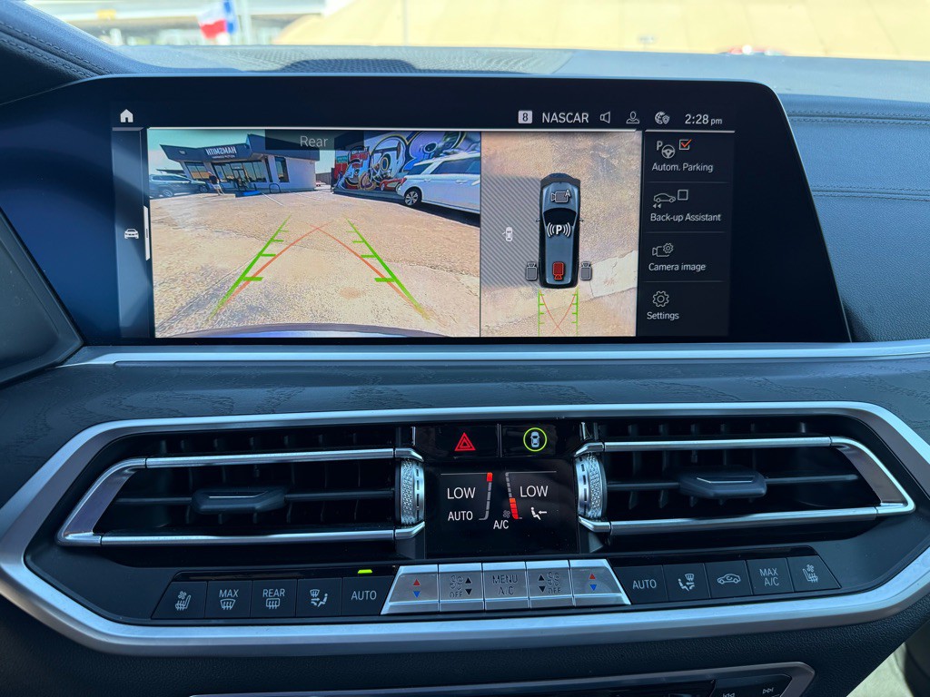 2022 BMW X7 Image 26