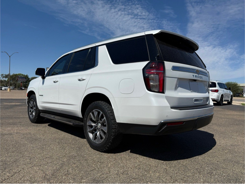 2022 Chevrolet Tahoe Image 2