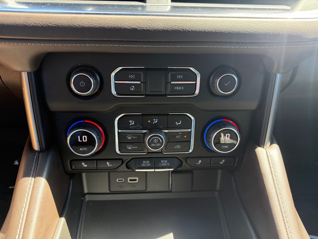 2022 Chevrolet Tahoe Image 17