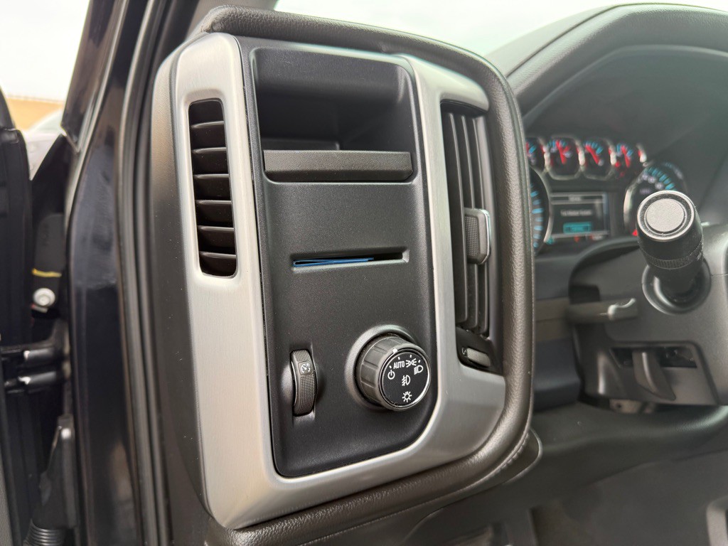 2018 GMC Sierra Image 13