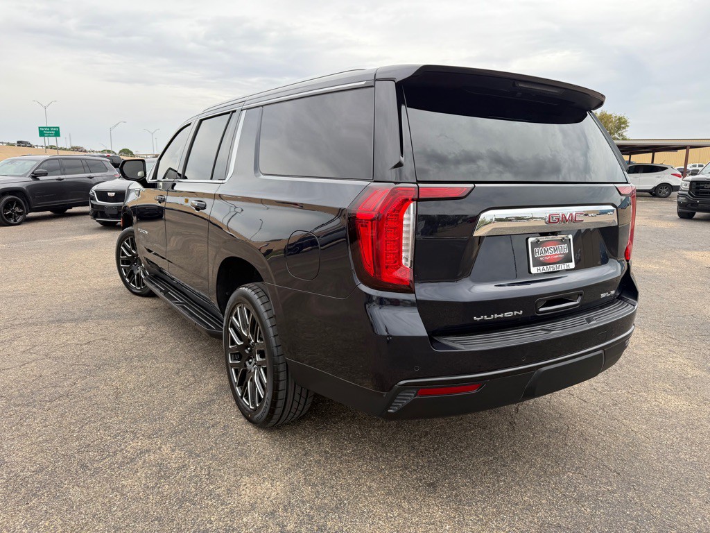 2023 GMC Yukon Image 7