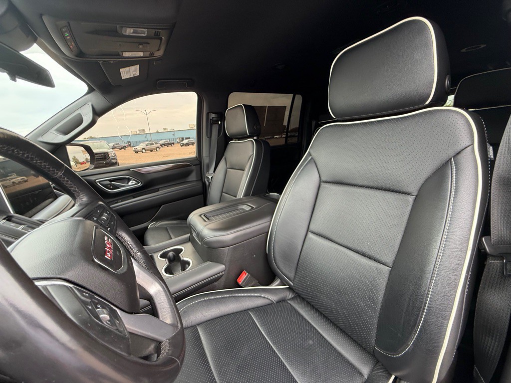 2023 GMC Yukon Image 15