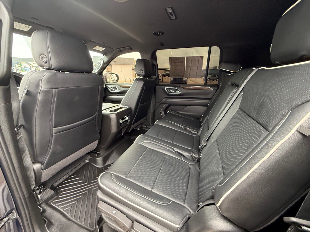 2023 GMC Yukon Image 16