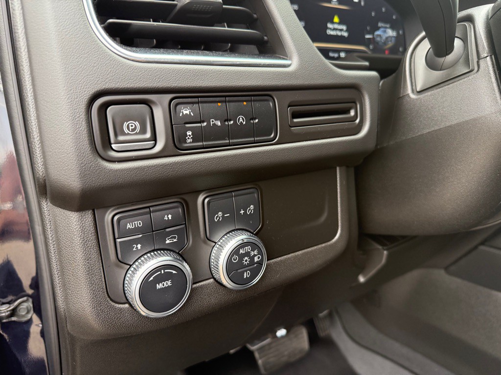 2023 GMC Yukon Image 20