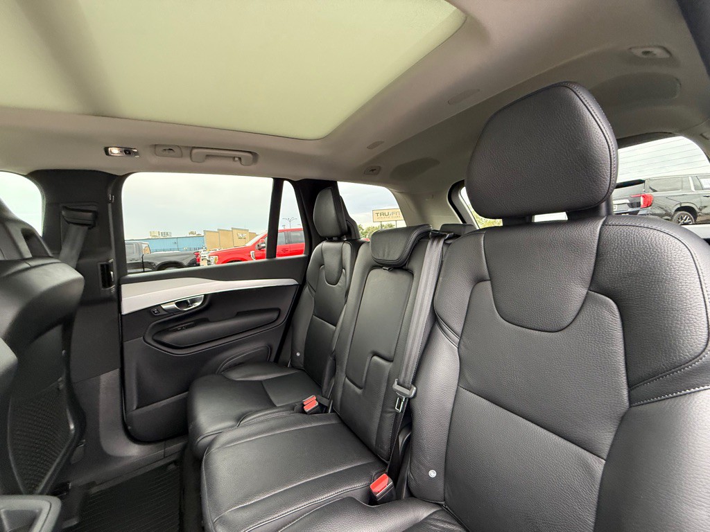 2018 Volvo XC90 Image 16