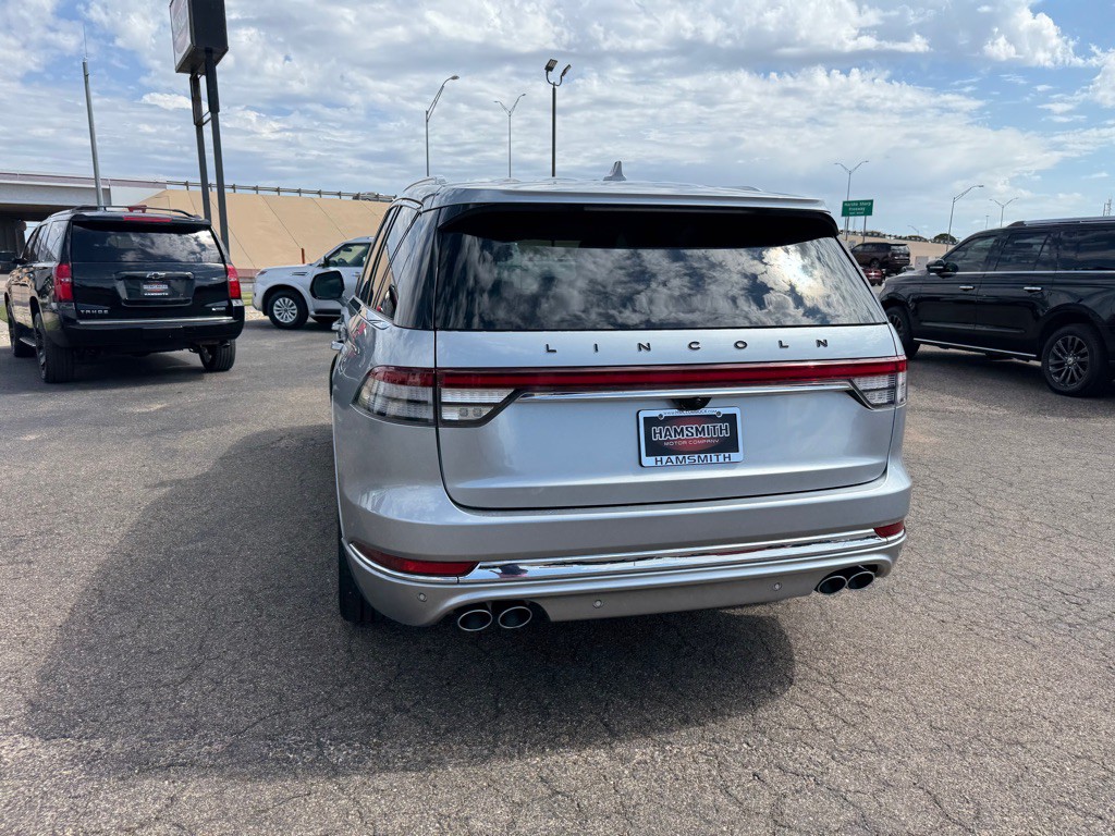 2020 Lincoln Aviator Image 4