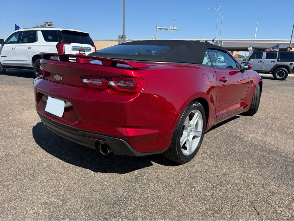 2023 Chevrolet Camaro Image 5