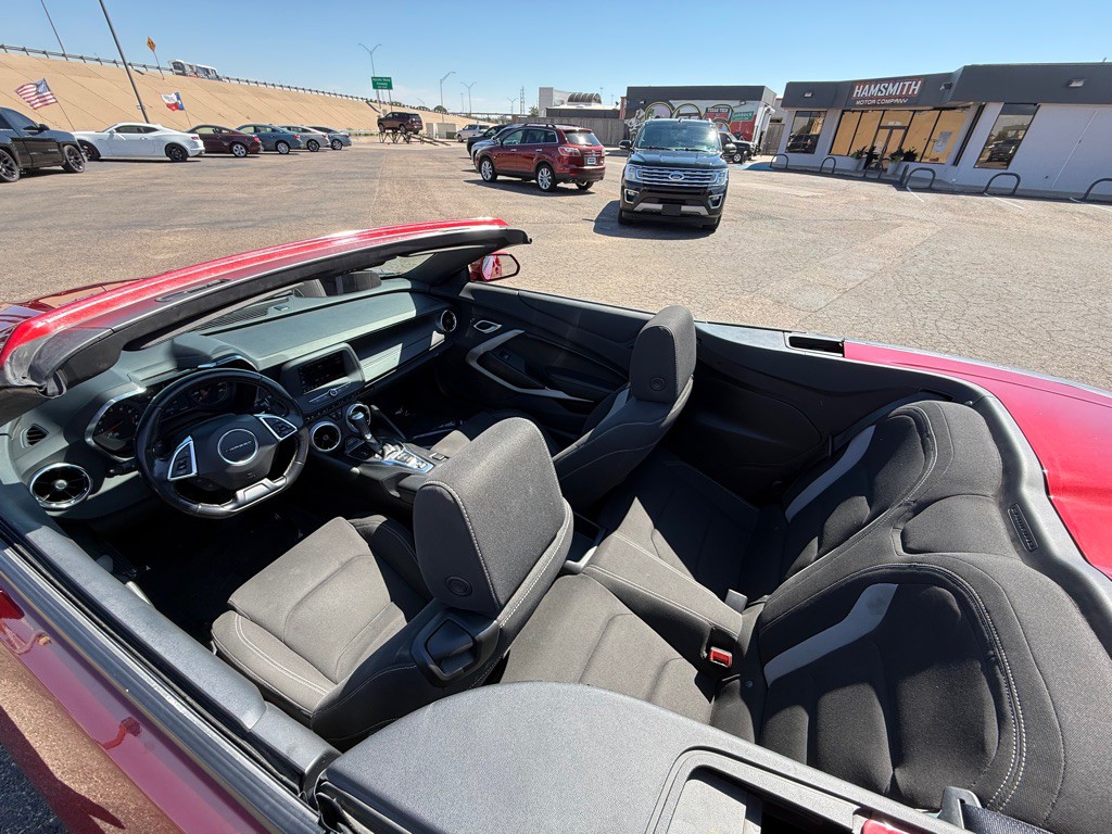 2023 Chevrolet Camaro Image 8