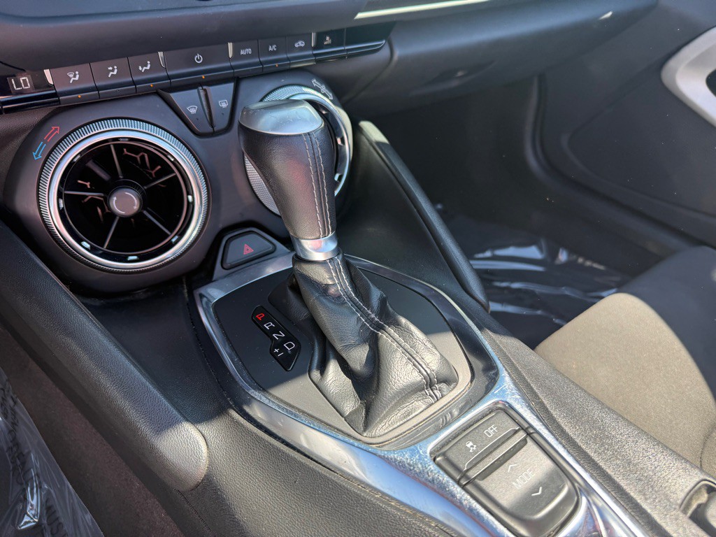 2023 Chevrolet Camaro Image 15