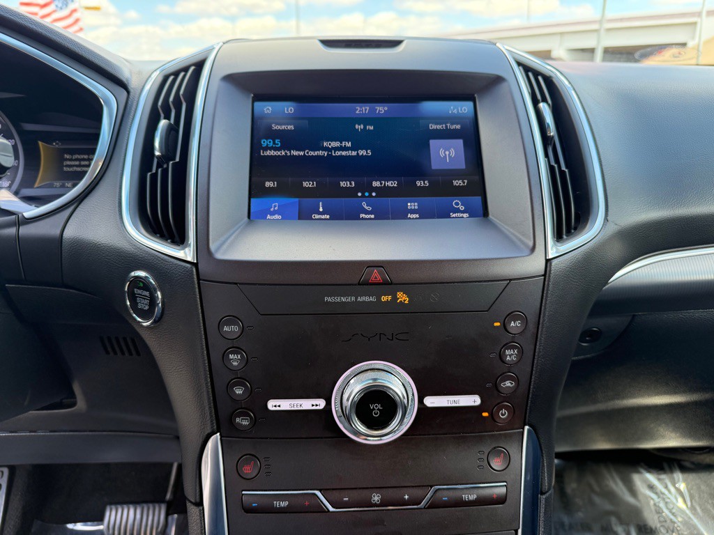 2020 Ford Edge Image 15