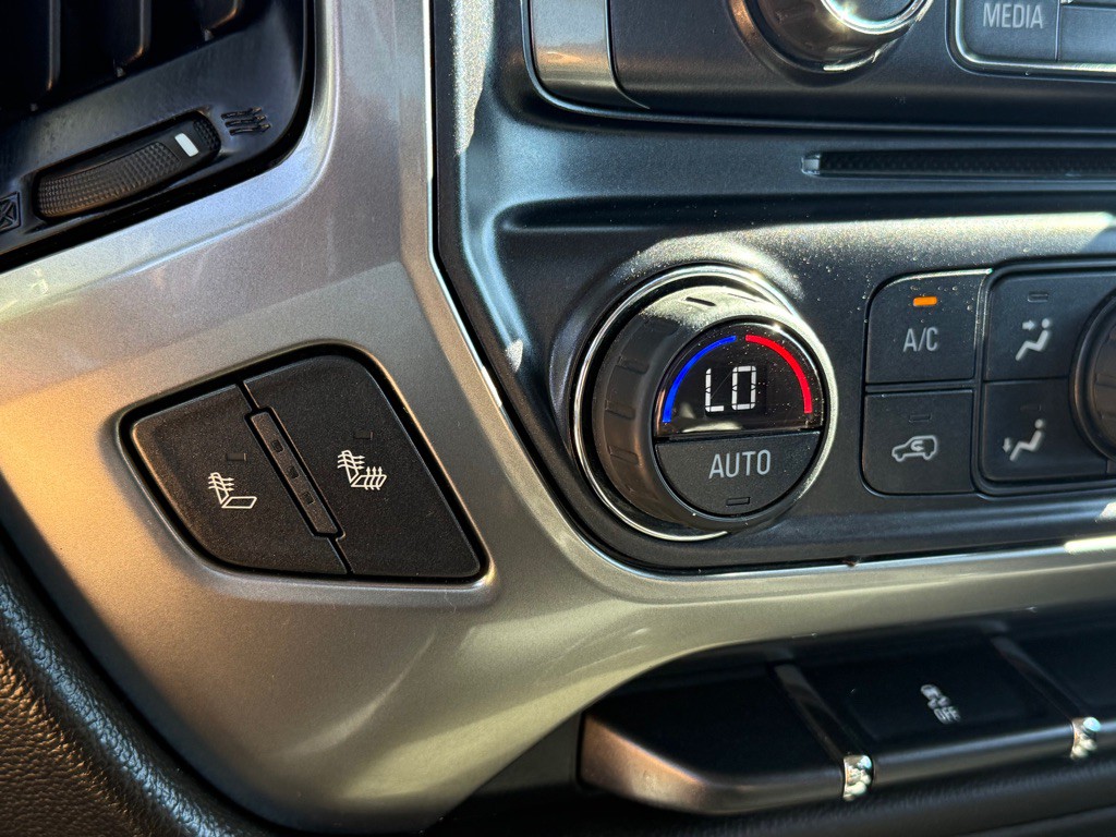 2016 Chevrolet Silverado 1500 Image 18