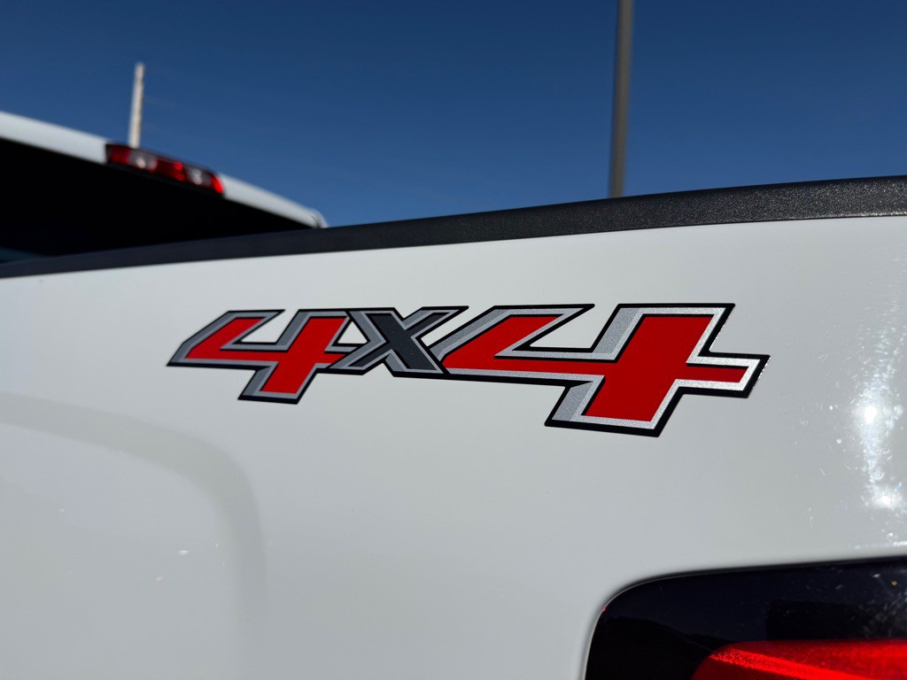 2016 Chevrolet Silverado 1500 Image 21