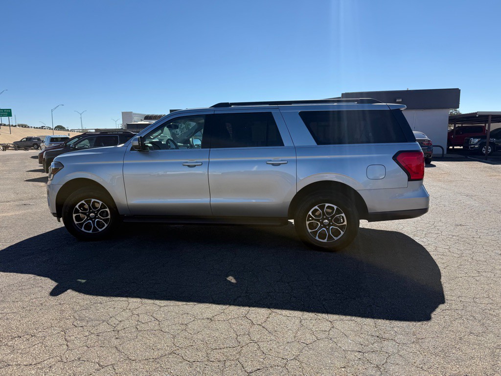 2024 Ford Expedition Image 8