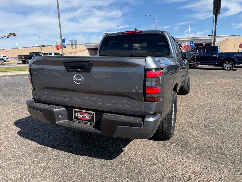 2024 Nissan Frontier Image 4