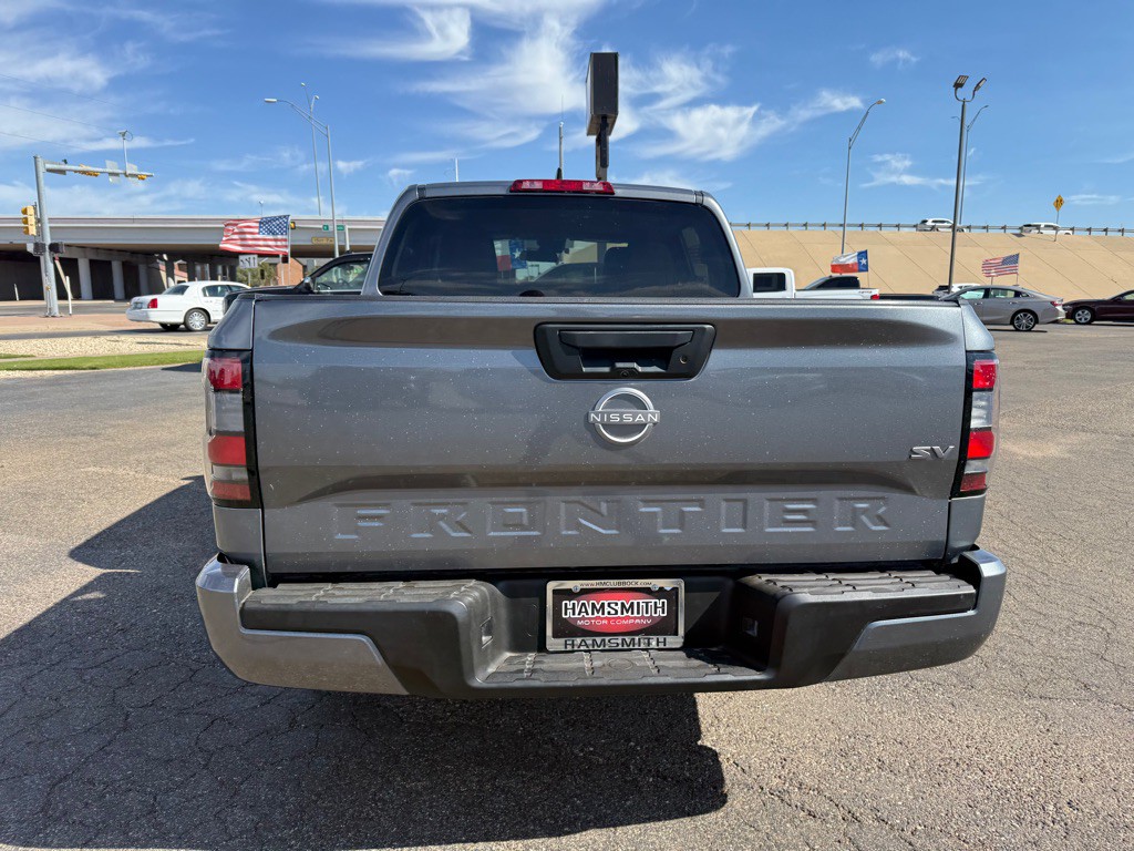 2024 Nissan Frontier Image 7