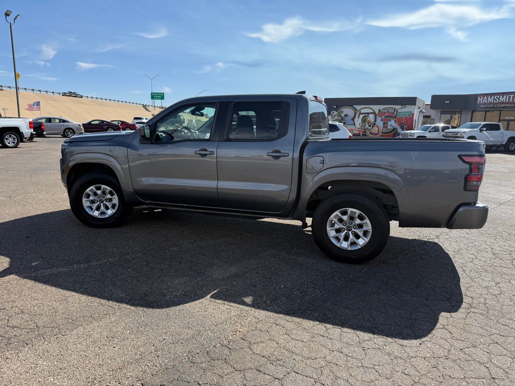 2024 Nissan Frontier Image 10