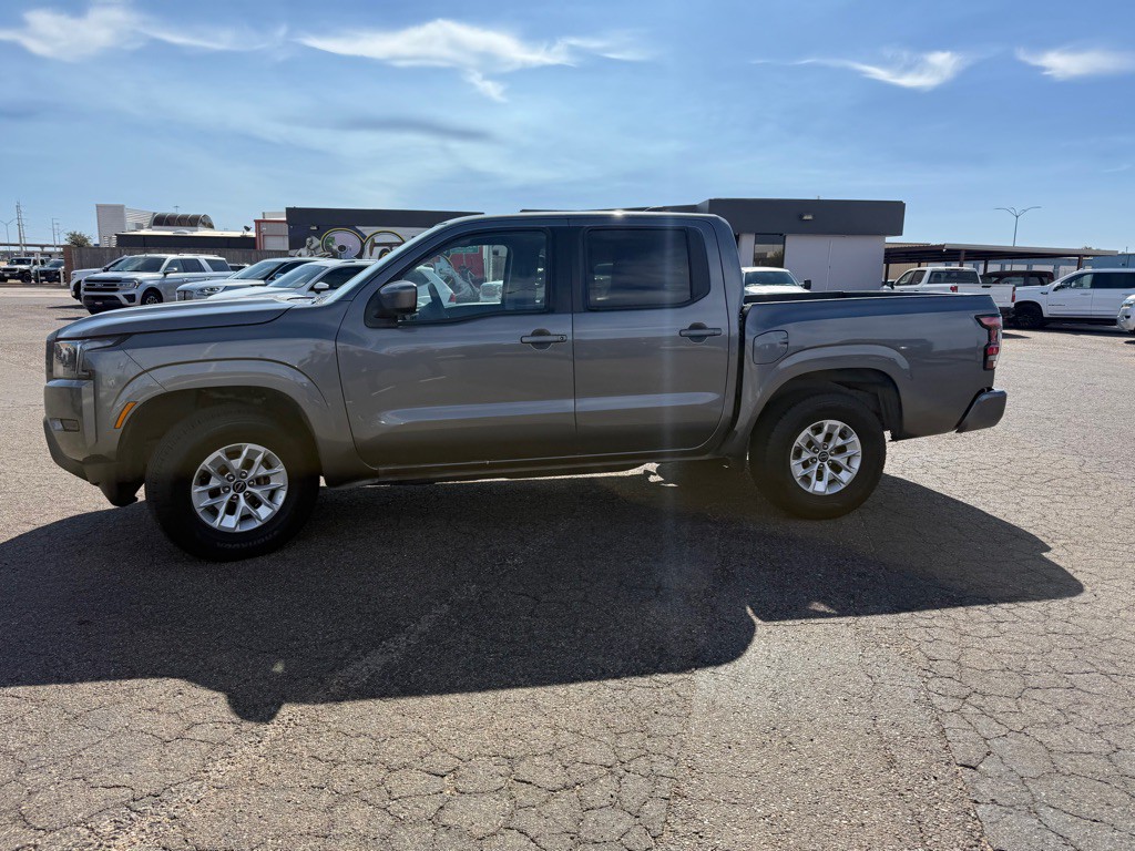2024 Nissan Frontier Image 11